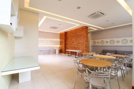 Apartamento à venda com 79m², 2 quartos e 2 vagasÁrea comum - Salão de festas infantil