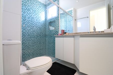 Apartamento à venda com 79m², 2 quartos e 2 vagasBanheiro da Suíte 2