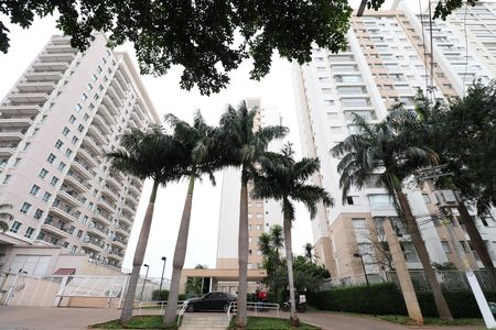 Apartamento à venda com 79m², 2 quartos e 2 vagasFachada