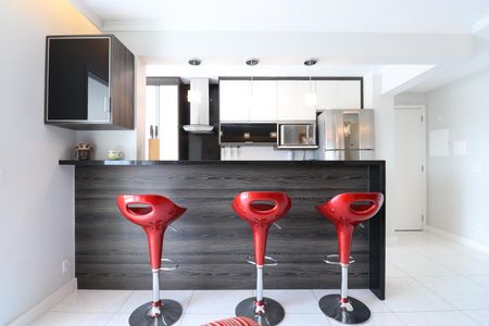 Apartamento à venda com 79m², 2 quartos e 2 vagasCozinha e Área de Serviço