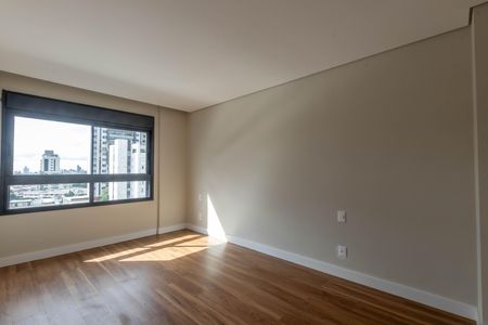 Apartamento à venda com 135m², 4 quartos e 3 vagas Apartamento à venda com 135m², 4 quartos e 3 vagasSuíte 3
