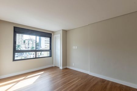 Apartamento à venda com 135m², 4 quartos e 3 vagas Apartamento à venda com 135m², 4 quartos e 3 vagasSuíte 2