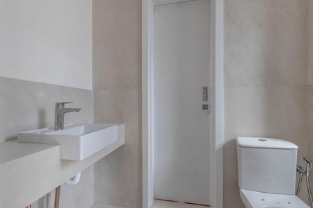 Banheiro da Suíte de apartamento à venda com 4 quartos, 135m² em Sion, Belo Horizonte