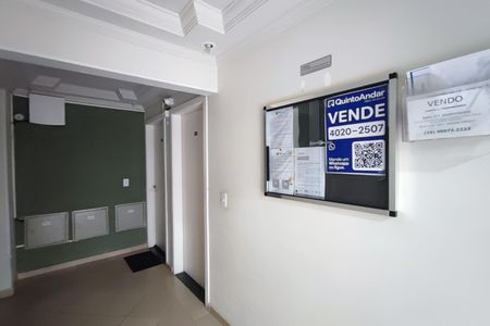 Apartamento à venda com 110m², 2 quartos e 1 vaga Apartamento à venda com 110m², 2 quartos e 1 vagaPLACA INSTALADA NO HALL DE ENTRADA