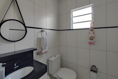 Apartamento à venda com 110m², 2 quartos e 1 vaga Apartamento à venda com 110m², 2 quartos e 1 vagaLavabo