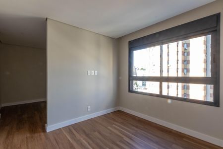 Apartamento à venda com 214m², 4 quartos e 3 vagas Apartamento à venda com 214m², 4 quartos e 3 vagasQuarto 4