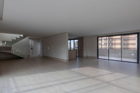 Apartamento à venda com 214m², 4 quartos e 3 vagas Apartamento à venda com 214m², 4 quartos e 3 vagasSala