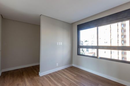 Apartamento à venda com 214m², 4 quartos e 3 vagas Apartamento à venda com 214m², 4 quartos e 3 vagasQuarto 1