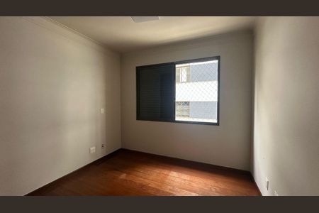 Apartamento à venda com 180m², 3 quartos e 4 vagasQuarto 2