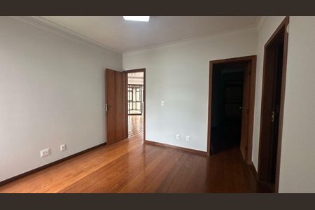 Apartamento à venda com 180m², 3 quartos e 4 vagasQuarto 1