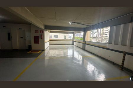 Apartamento à venda com 180m², 3 quartos e 4 vagasÁrea comum