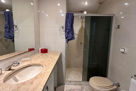 Apartamento à venda com 70m², 3 quartos e sem vagaBanheiro Social