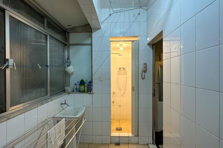 Apartamento à venda com 70m², 3 quartos e sem vagaÁrea de Serviço