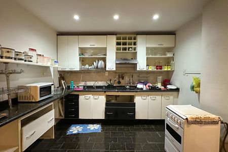 Apartamento à venda com 70m², 3 quartos e sem vagaCozinha