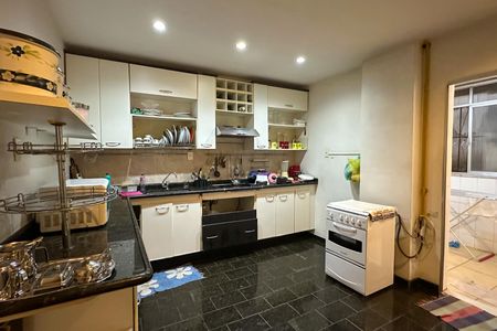 Apartamento à venda com 70m², 3 quartos e sem vagaCozinha