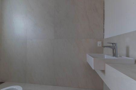 Apartamento à venda com 214m², 3 quartos e 3 vagas Apartamento à venda com 214m², 3 quartos e 3 vagasBanheiro da Suíte 2