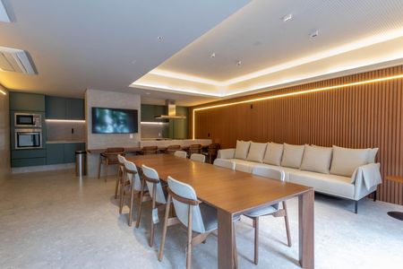 Apartamento à venda com 214m², 3 quartos e 3 vagas Apartamento à venda com 214m², 3 quartos e 3 vagasEspaço Gourmet