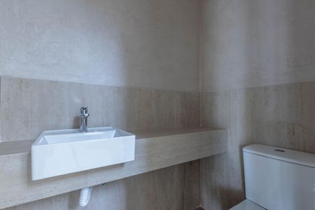 Apartamento à venda com 214m², 3 quartos e 3 vagas Apartamento à venda com 214m², 3 quartos e 3 vagasLavabo