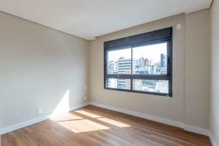 Apartamento à venda com 214m², 3 quartos e 3 vagas Apartamento à venda com 214m², 3 quartos e 3 vagasSuíte 2