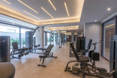 Apartamento à venda com 214m², 3 quartos e 3 vagas Apartamento à venda com 214m², 3 quartos e 3 vagasAcademia