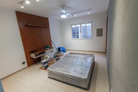 Sala de casa de condomínio à venda com 2 quartos, 84m² em Jardim Umarizal, São Paulo