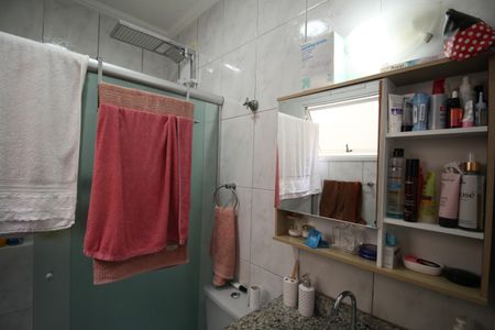 Casa de condomínio à venda com 84m², 2 quartos e 2 vagasBanheiro 1