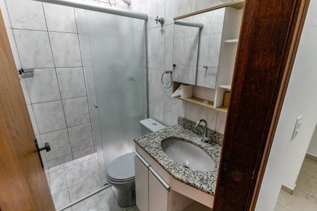 Casa de condomínio para alugar com 84m², 2 quartos e 2 vagas Casa de condomínio para alugar com 84m², 2 quartos e 2 vagasBanheiro Social