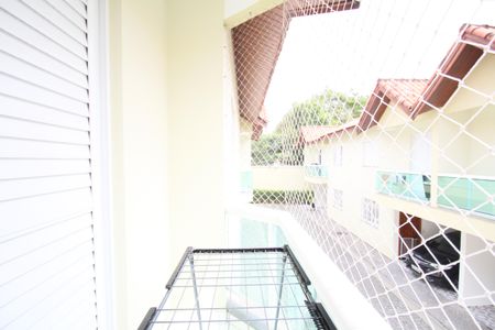 Casa de condomínio à venda com 84m², 2 quartos e 2 vagasVaranda suíte