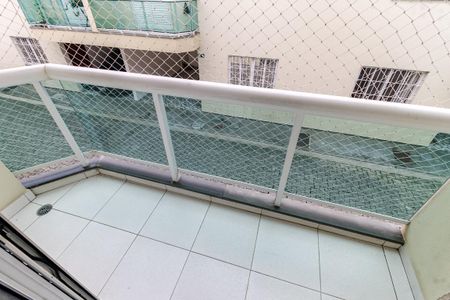 Casa de condomínio para alugar com 84m², 2 quartos e 2 vagas Casa de condomínio para alugar com 84m², 2 quartos e 2 vagasVaranda - Suíte