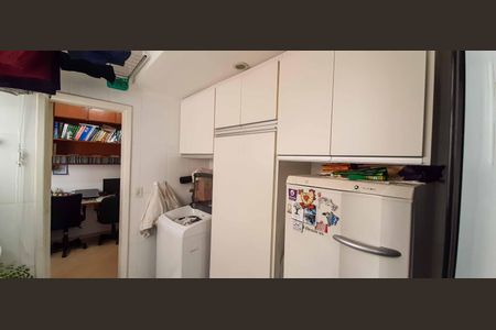 Apartamento à venda com 110m², 3 quartos e 1 vagaÁrea de Serviço