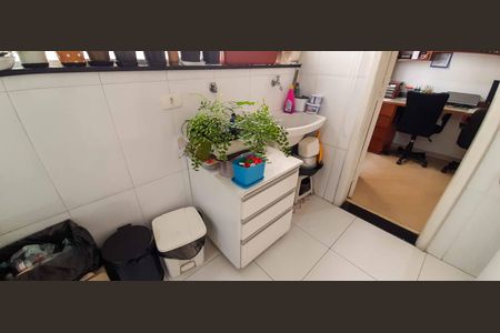 Apartamento à venda com 110m², 3 quartos e 1 vagaÁrea de Serviço