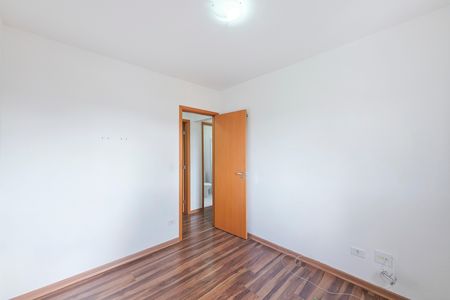 Apartamento para alugar com 82m², 3 quartos e 2 vagas Apartamento para alugar com 82m², 3 quartos e 2 vagasQuarto
