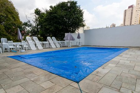 Apartamento à venda com 58m², 1 quarto e 1 vagaÁrea comum - Piscina