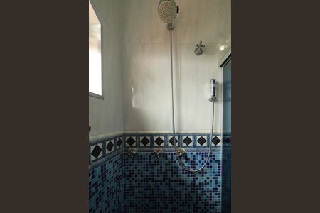 Casa à venda com 233m², 5 quartos e 2 vagas Casa à venda com 233m², 5 quartos e 2 vagasBanheiro 1