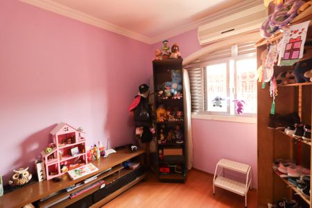 Casa à venda com 233m², 5 quartos e 2 vagas Casa à venda com 233m², 5 quartos e 2 vagasQuarto 1