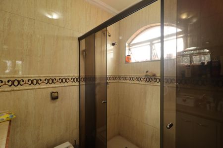 Casa à venda com 233m², 5 quartos e 2 vagas Casa à venda com 233m², 5 quartos e 2 vagasBanheiro da Suíte