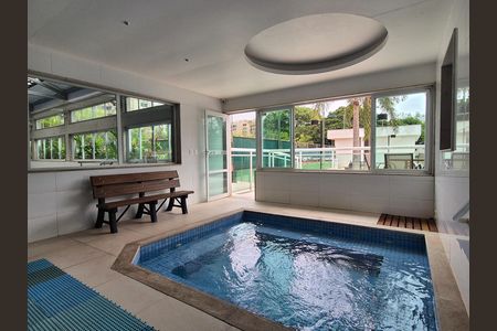 Apartamento à venda com 225m², 4 quartos e 3 vagas Apartamento à venda com 225m², 4 quartos e 3 vagasÁrea comum