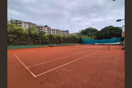 Apartamento à venda com 225m², 4 quartos e 3 vagas Apartamento à venda com 225m², 4 quartos e 3 vagasÁrea comum