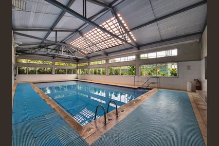 Apartamento à venda com 225m², 4 quartos e 3 vagas Apartamento à venda com 225m², 4 quartos e 3 vagasÁrea comum