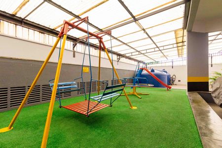 Apartamento para alugar com 62m², 3 quartos e 1 vaga Apartamento para alugar com 62m², 3 quartos e 1 vagaÁrea comum - Playground