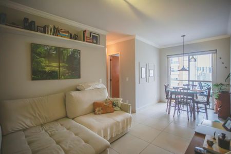 Apartamento para alugar com 65m², 2 quartos e 1 vaga Apartamento para alugar com 65m², 2 quartos e 1 vagaSala de Jantar