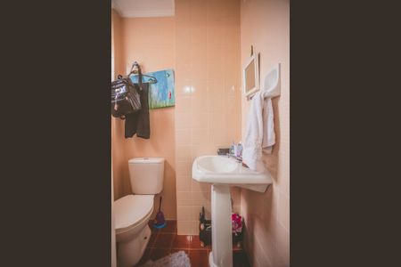 Apartamento para alugar com 65m², 2 quartos e 1 vaga Apartamento para alugar com 65m², 2 quartos e 1 vagaBanheiro de Serviço