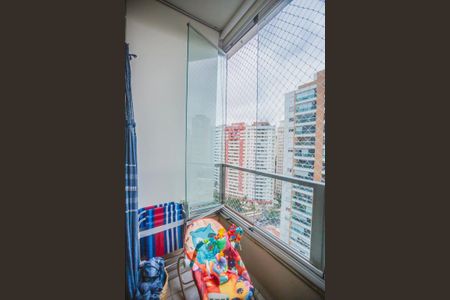 Apartamento para alugar com 65m², 2 quartos e 1 vaga Apartamento para alugar com 65m², 2 quartos e 1 vagaVaranda