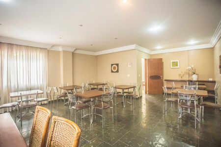 Apartamento para alugar com 65m², 2 quartos e 1 vaga Apartamento para alugar com 65m², 2 quartos e 1 vagaÁrea comum - Salão de festas