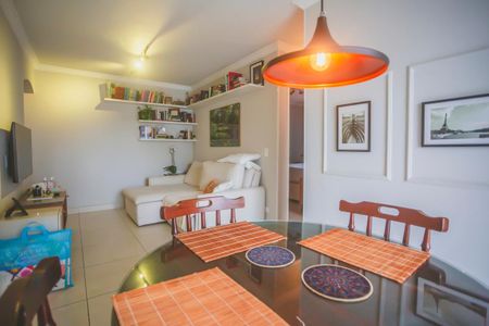 Apartamento para alugar com 65m², 2 quartos e 1 vaga Apartamento para alugar com 65m², 2 quartos e 1 vagaSala de Estar
