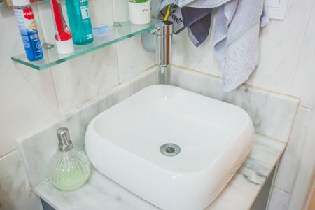 Apartamento para alugar com 65m², 2 quartos e 1 vaga Apartamento para alugar com 65m², 2 quartos e 1 vagaBanheiro