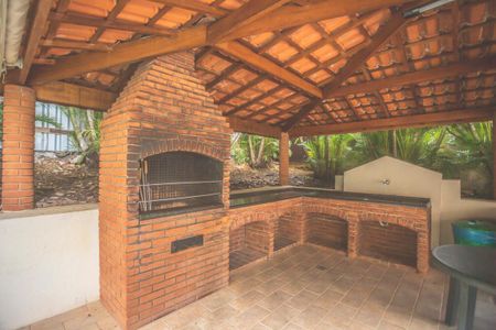 Apartamento para alugar com 65m², 2 quartos e 1 vaga Apartamento para alugar com 65m², 2 quartos e 1 vagaÁrea comum - Churrasqueira