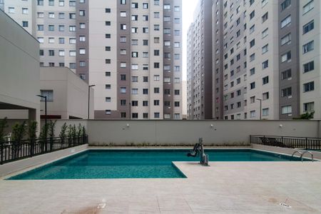 Apartamento à venda com 35m², 2 quartos e sem vagaÁrea comum - Piscina