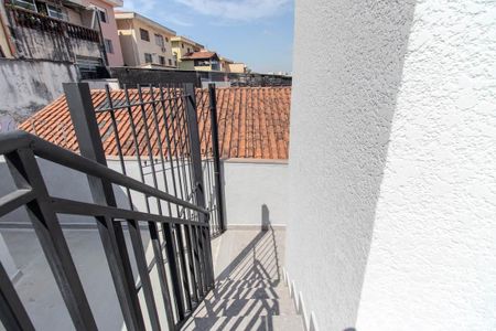 Apartamento para alugar com 50m², 1 quarto e sem vaga Apartamento para alugar com 50m², 1 quarto e sem vagaEscada