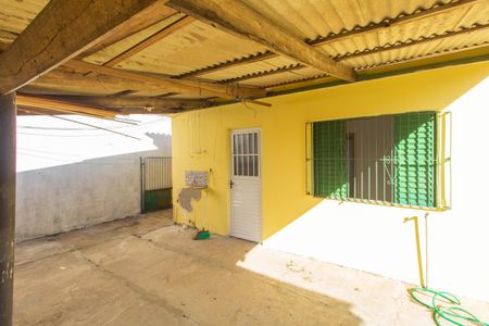 Casa à venda com 45m², 2 quartos e 1 vagaÁrea de Serviço